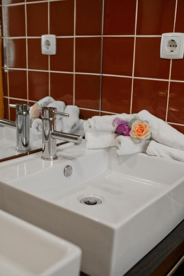 Hotel Vila Luena Vila Verde  Zewnętrze zdjęcie